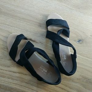 Primark sandals size 7.5 W